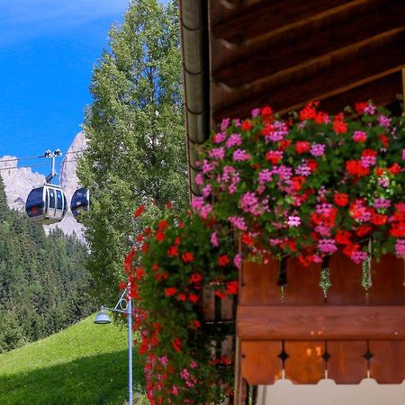 Appartamenti Cesa Crepa Neigra Canazei Exterior foto